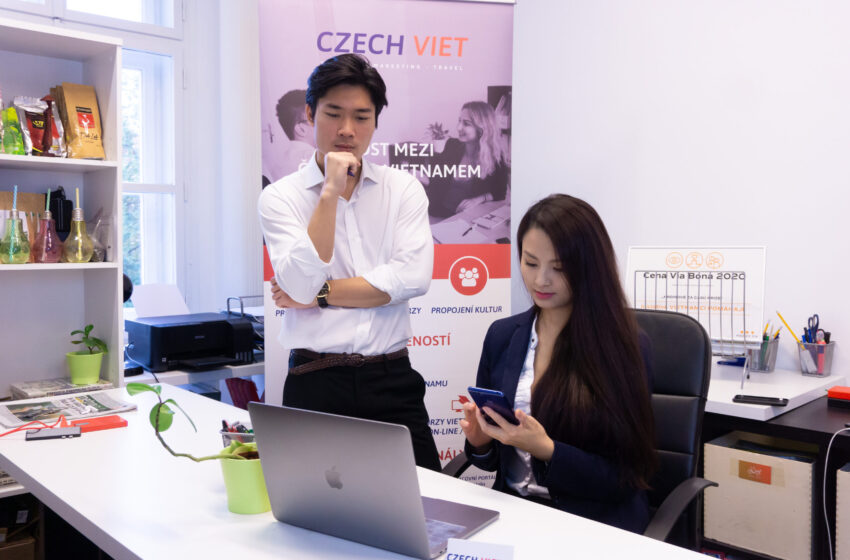  Společně si pomáháme