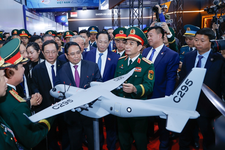 Những hình ảnh ấn tượng tại Triển lãm Quốc phòng Quốc tế Việt Nam 2024- Ảnh 17. Những hình ảnh ấn tượng tại Triển lãm Quốc phòng Quốc tế Việt Nam 2024- Ảnh 17.
