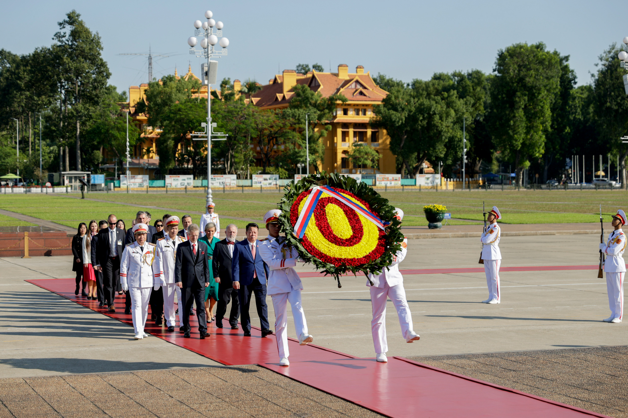 Čtvrtý den české delegace ve Vietnamu: politická jednání, vzdělávání a kulturní program