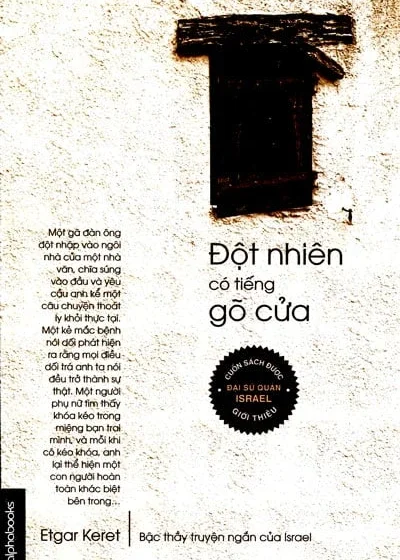  Đột nhiên có tiếng gõ cửa